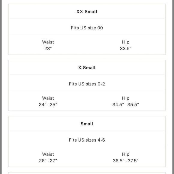 Victorias Secret BODY BY VICTORIA
Lace Boyshort Shortie Panty Cheeky - Picture 10 of 10